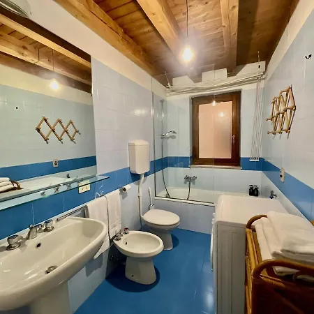Large Two-room Near The Giusti Gardens Appartamento Verona